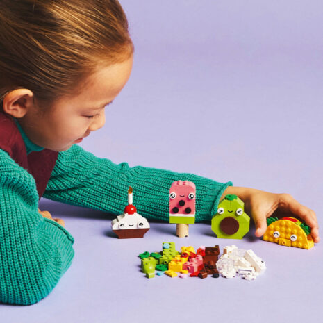 11039-lego-classic-6.jpg 1c4bfdf0f91ec5040a4a80d4bf7a3e7f