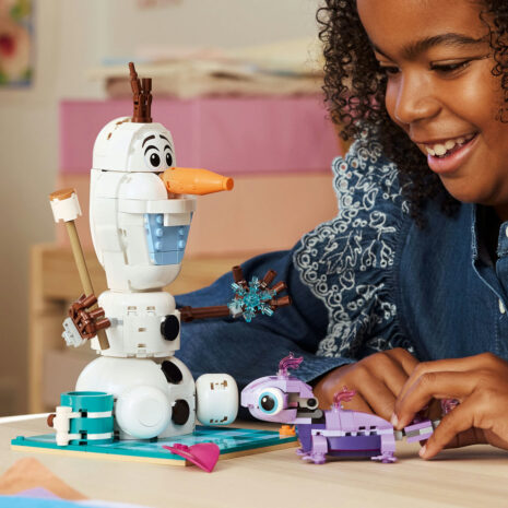 43287-lego-disney-3.jpg 89e152595c71499c8f6b78d9fc3583a1